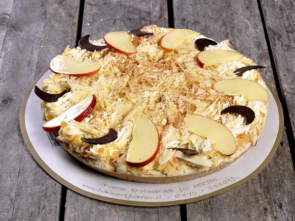 Appel-kaneel vlaai met bavaroise